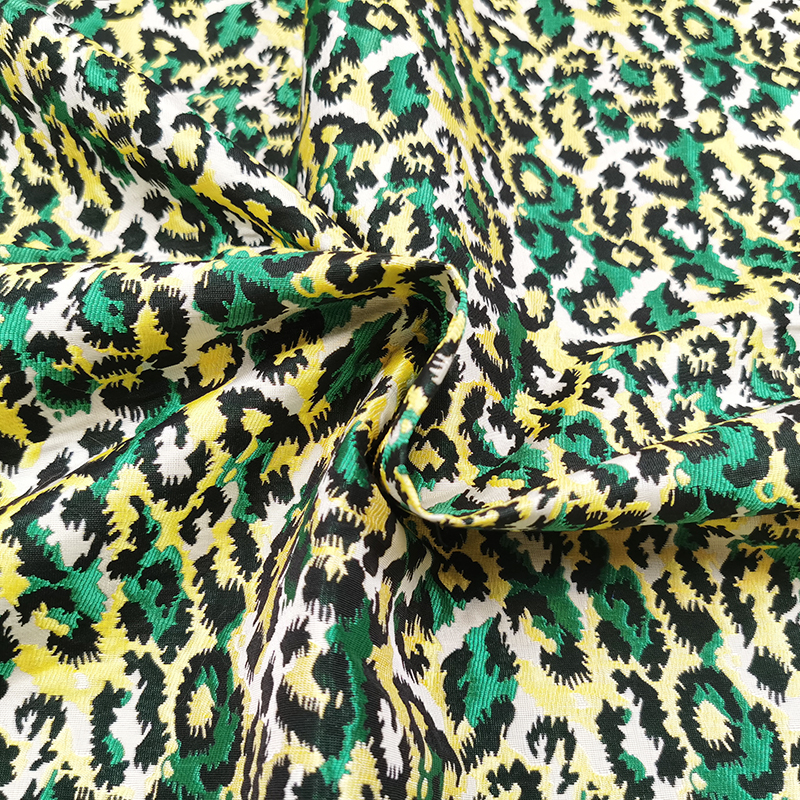 leopard 3d elegant jacquard cl - Home Textiles Importers In Usa 评论和价格